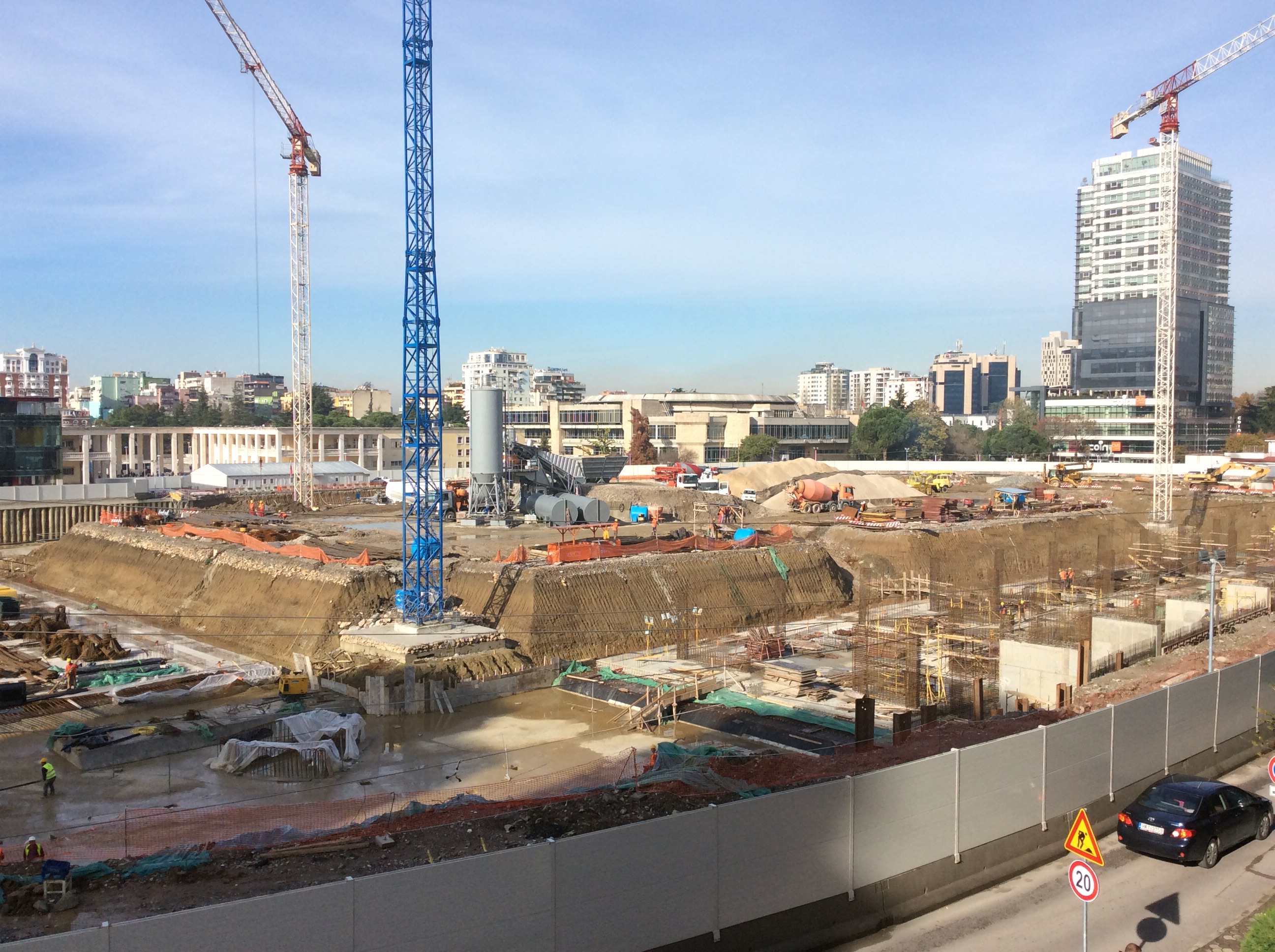 The Tower of the New National Stadium, between Rumors and Truth