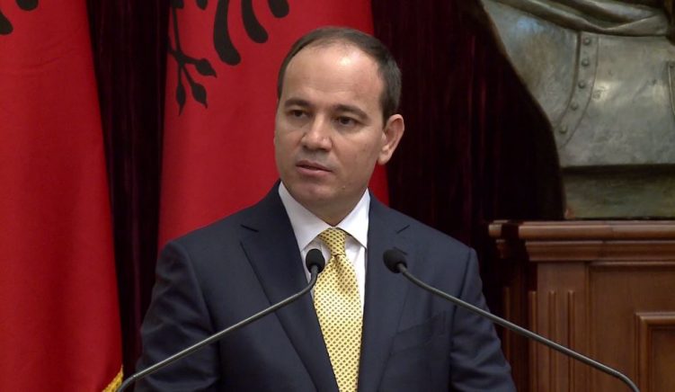 President Nishani’s Body Arrives in Albania for Funeral