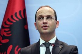 Minister Bushati to Macedonia: “We Offer Friendly Advice”