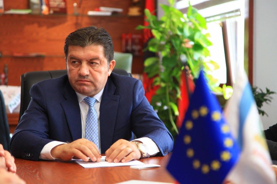 Mayor Frrokaj Accused of Following Government Policy - Exit - Explaining Albania