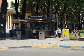 Erion Veliaj Brings Back Kiosks to Parku Rinia
