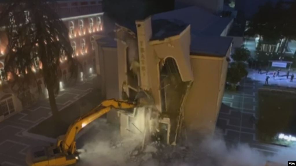 Constitutional Court to Review Laws Preparing the Demolition of National Theater