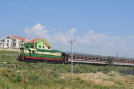 Government Signs Deal to Rehabilitate Tirana-Durres Railway 