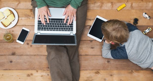 Albanian Children Exposed to Online Abuse, Lax Parental Controls