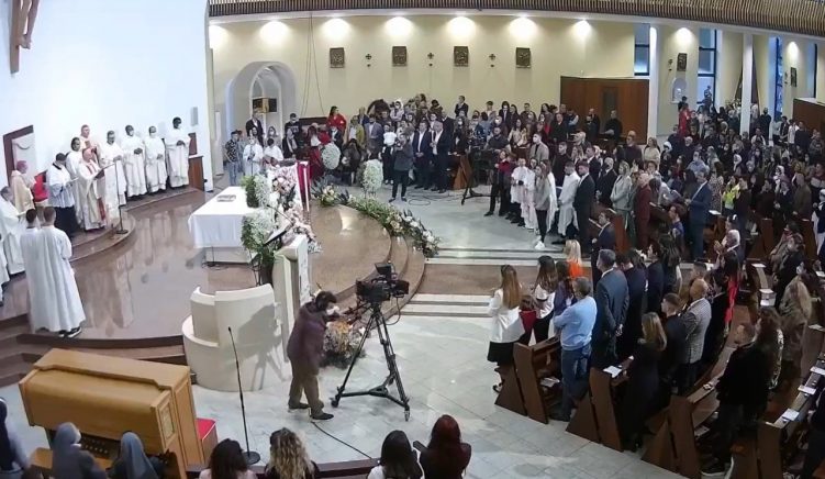 Albanian Catholics Celebrate Easter amid Pandemic