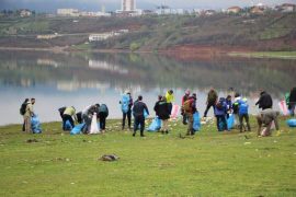 Citizens Take to Kukes to Collect Tonnes of Rubbish from Lake Fierza