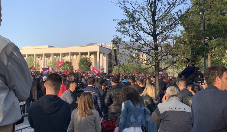rama rally Victorious Albanian Prime Minister Gathers Thousands for Celebrations