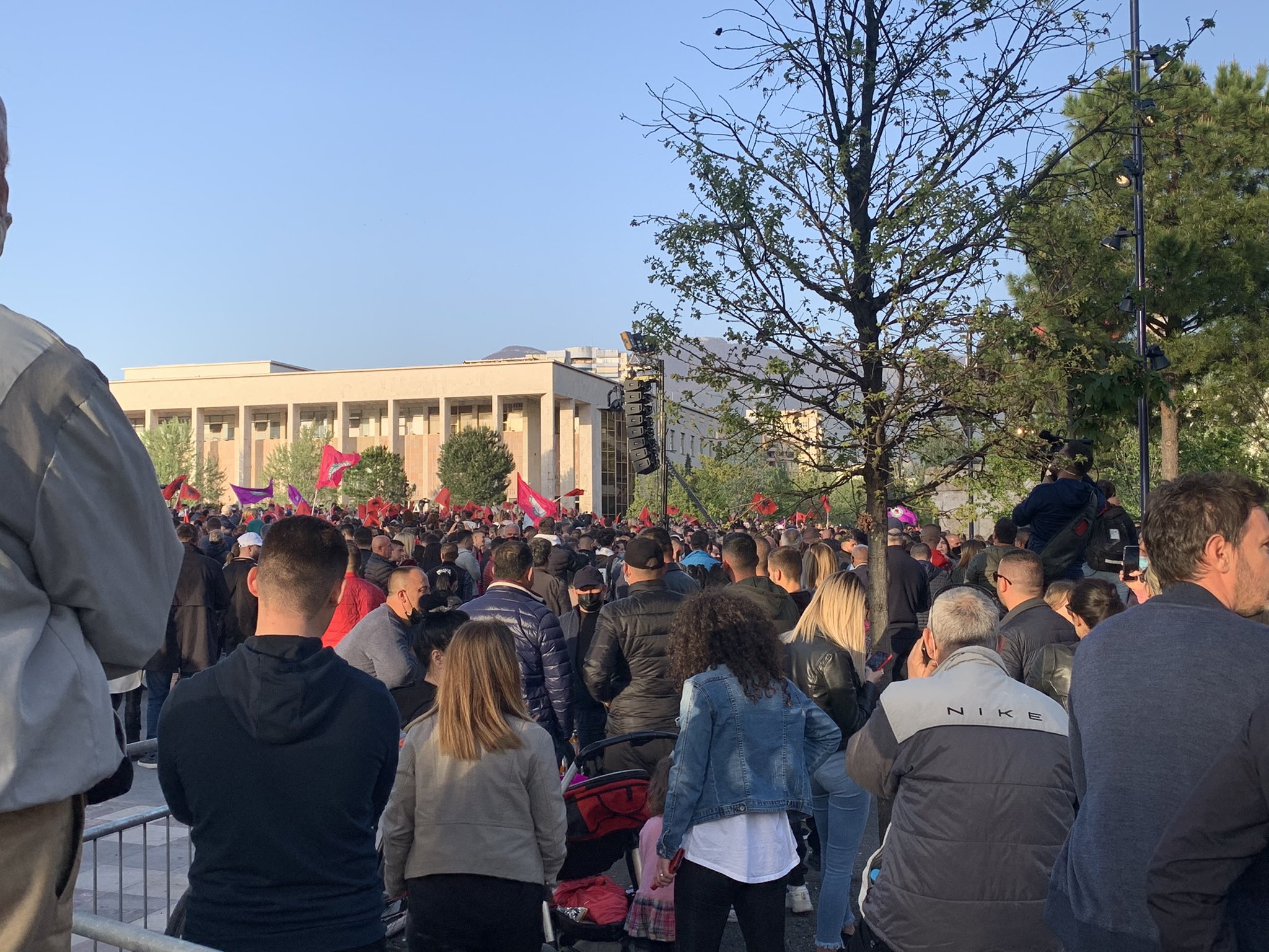 Victorious Albanian Prime Minister Gathers Thousands for Celebrations