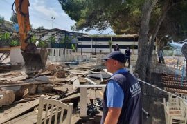 Government Demolishes Dozens Illegal Constructions along Albanian Coastline