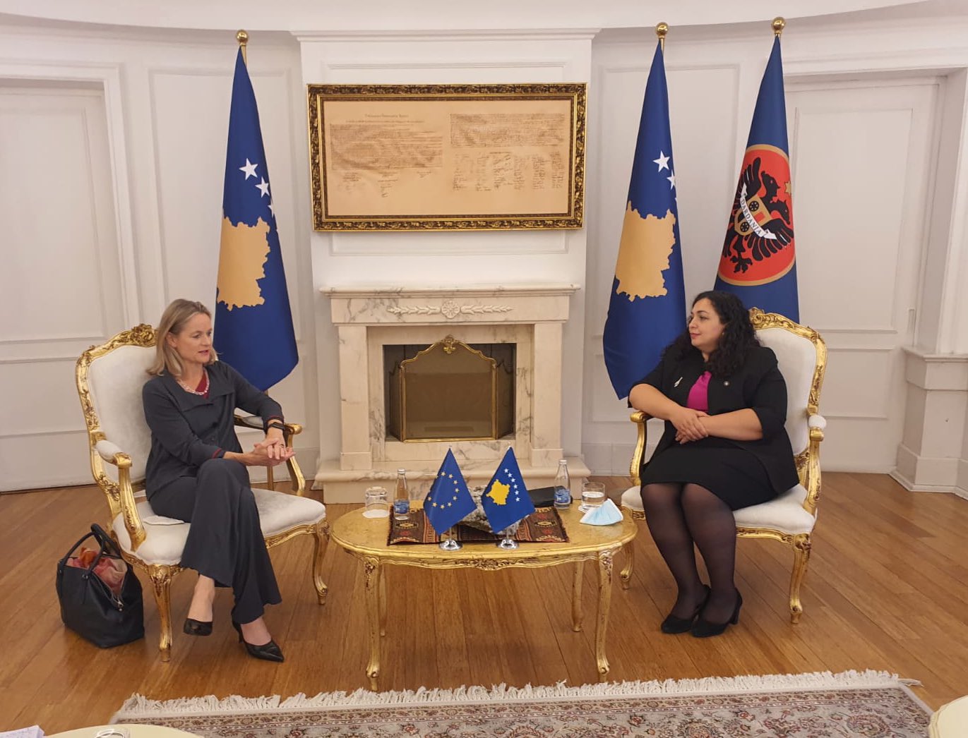 EP Rapporteur Urges for Constructive Kosovo-Serbia Dialogue during Prishtina Visit