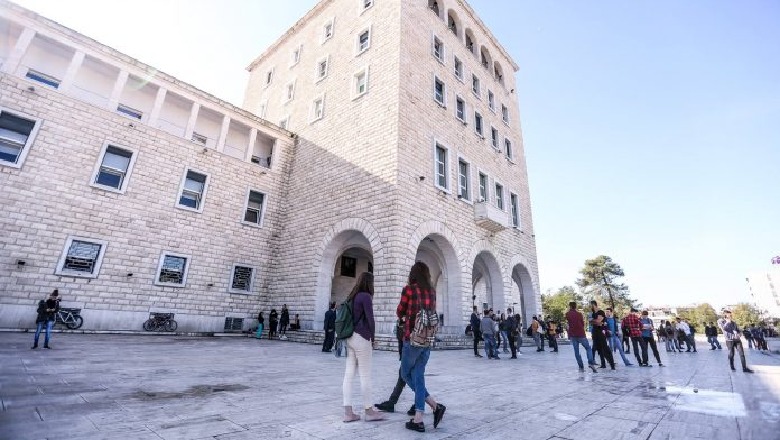Albanian University Students Head Back to School amid Low Vaccination Concerns