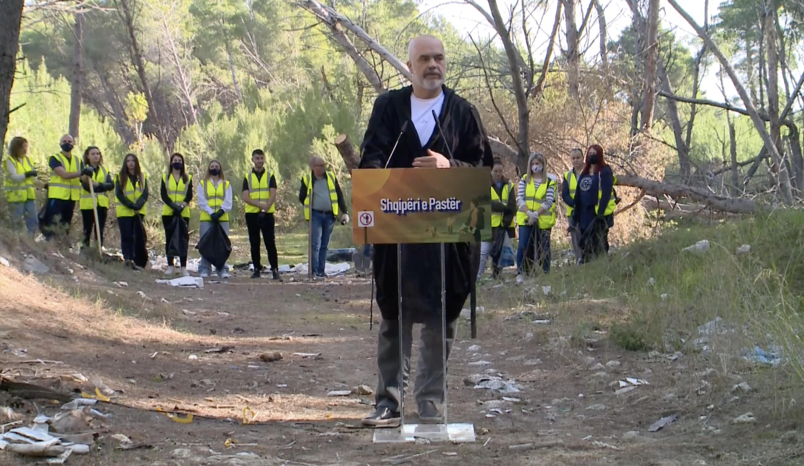 Albanian Government in Action to Clean the Seacoast