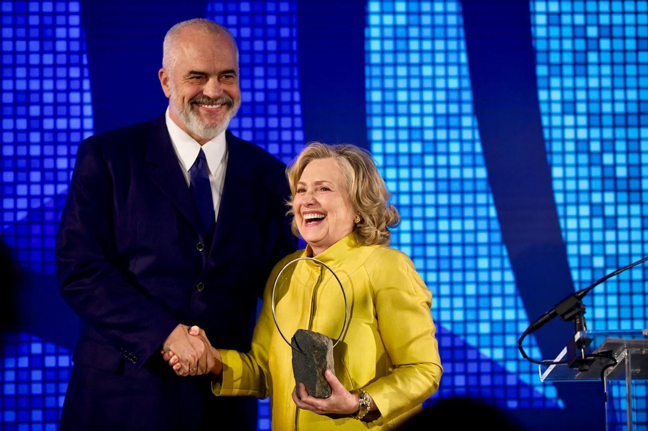 Hillary Clinton Awards Albanian Prime Minister for Hosting Afghan Refugees