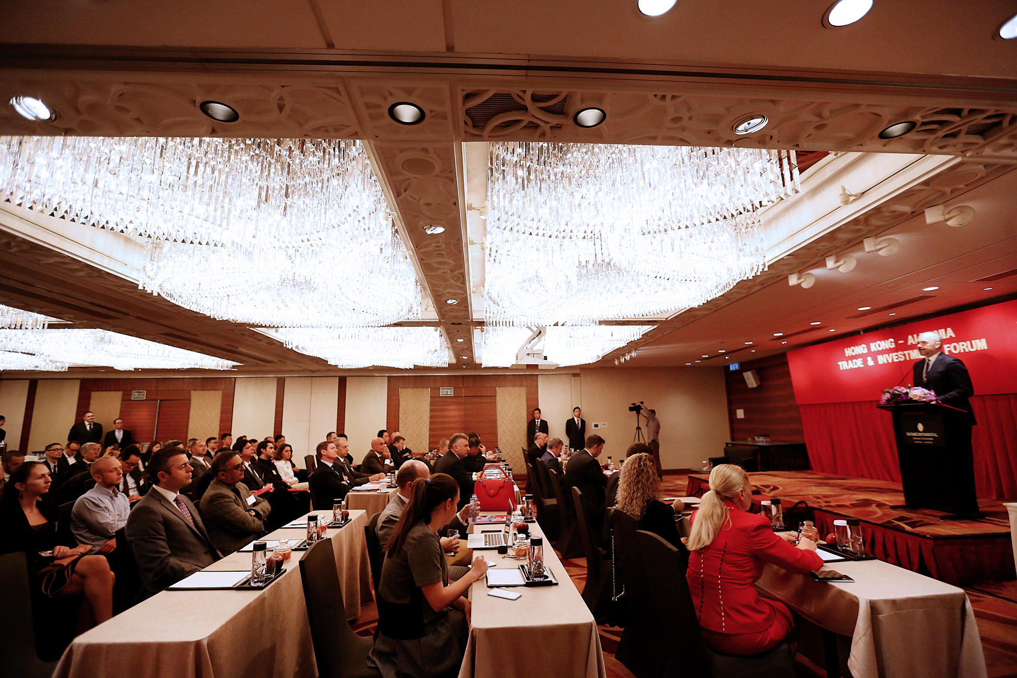 Forumi i Investimeve Shqipëri-Hong Kong, tjetër dështim i qeverisë
