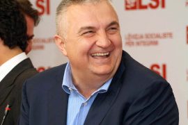 Ilir Meta dhe gjarpërinjtë e ishullit të Sazanit