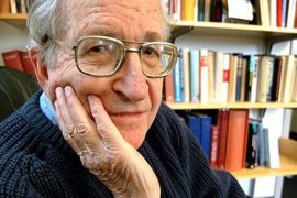 Chomsky: Demokracia në Itali ka vdekur