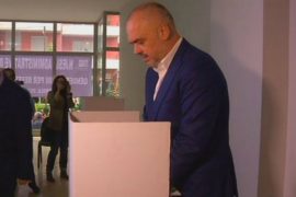 Referendumi i PS-së — një proces me probleme