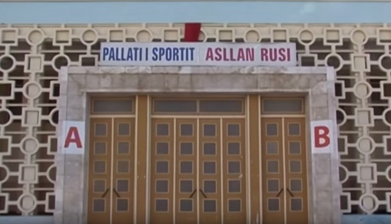 Nuk ndalet dyshja Rama-Veliaj: Do të shëmbin Pallatin e Sportit Asllan Rusi