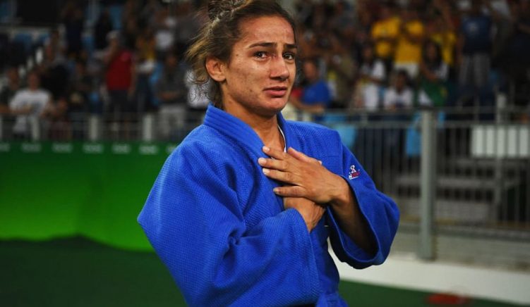 Lojrat Olimpike – Kosova fiton medaljen e parë të artë