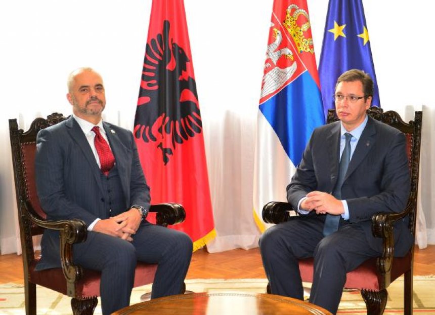 Blerja e Telekom Albania nga Telekom Serbi, ndërhyn Vuçiç: Do flas me Ramën për ta zgjidhur çështjen