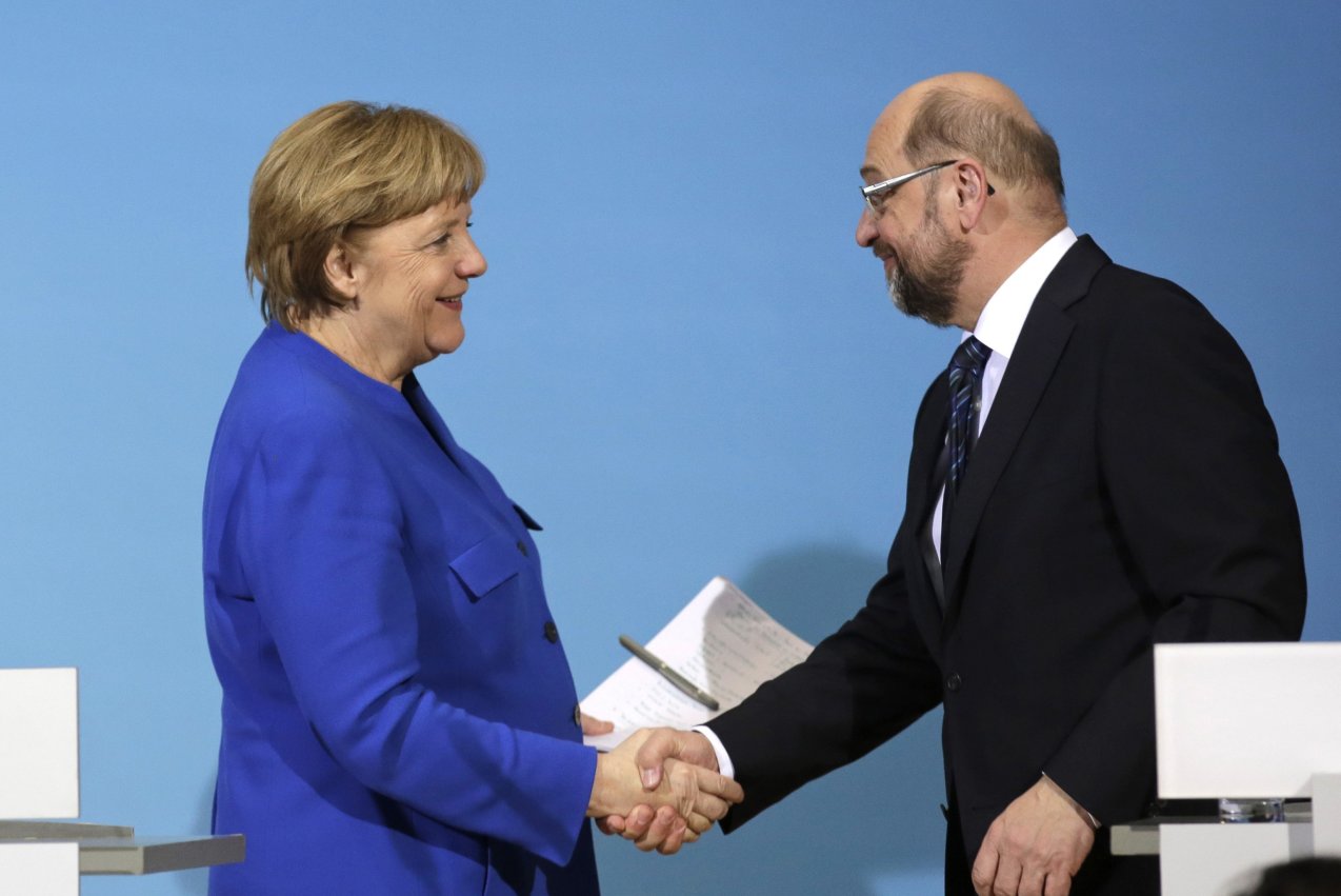 Pas 4 muajsh negociata, Kancelarja Merkel arrin të formojë qeverinë