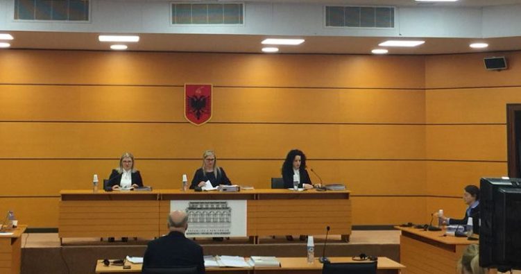 KPK konfirmon gjyqtarin Sandër Simoni dhe shkarkon gjyqtaren Marsela Balili