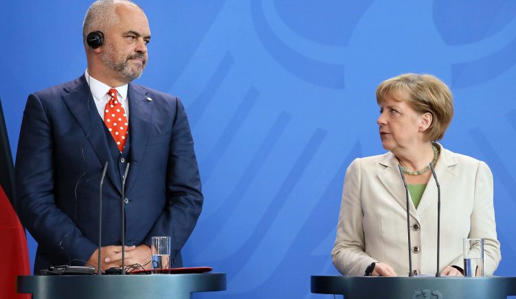 Merkel nuk i premton Shqipërisë hapjen e negociatave