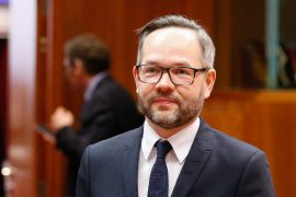 Hapja e negociatave, Ministri gjerman Roth — Shqipëria duhet të plotësojë pesë kushtet