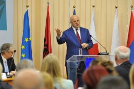 Parlamenti holandez do të votojë për kthimin e regjimit të vizave për Shqipërinë