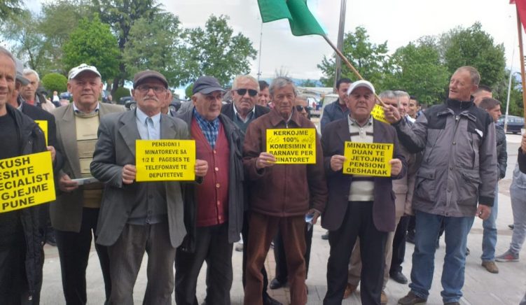 1 Maj, minatorët në protestë, kërkojnë miratimin e statusit