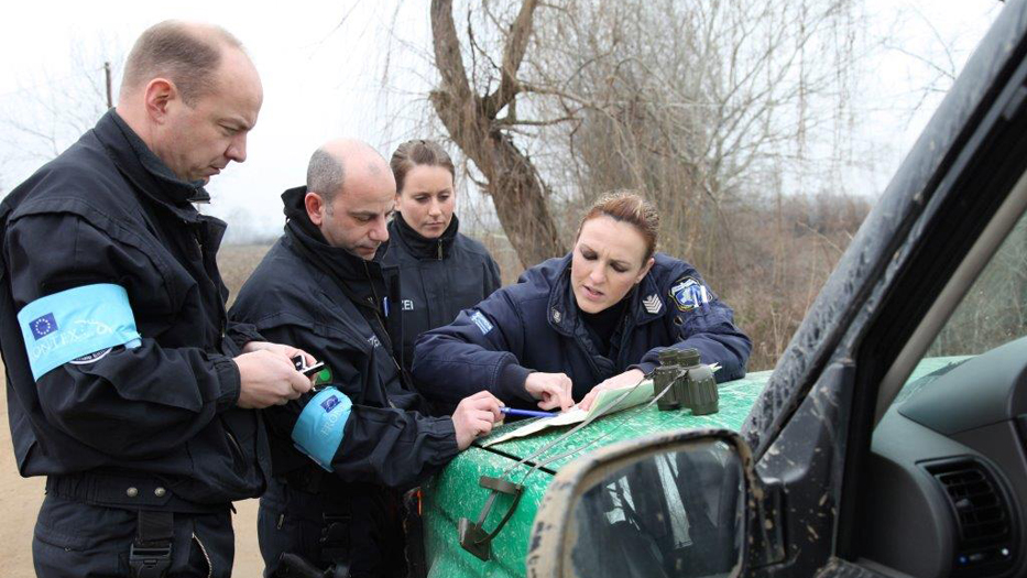 Oficerët e FRONTEX-it do të kontrollojnë kufijtë e Shqipërisë