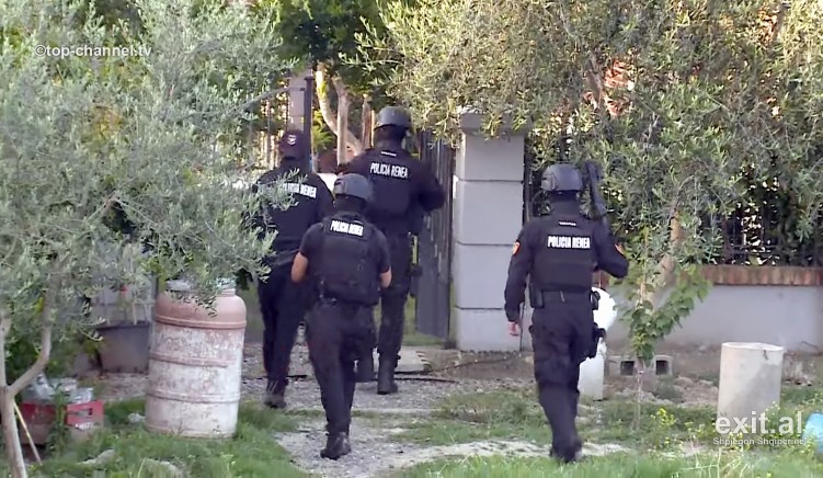 Policia arreston autorët e dy vrasjeve në Elbasan, zbardh ngjarjen