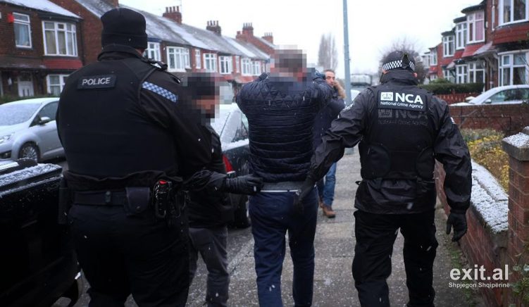 CNN: emigrantët shqiptarë detyrohen të merren me drogë në Britani