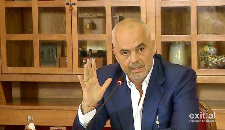 Edi Rama Konference Edi Rama dhe socialistët deklarata raciste dhe përçmuese ndaj të prekurve nga tërmeti