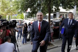 Presidenti Meta: Ligji për shkatërrimin e Teatrit Kombëtar, simbol i kapjes së shtetit