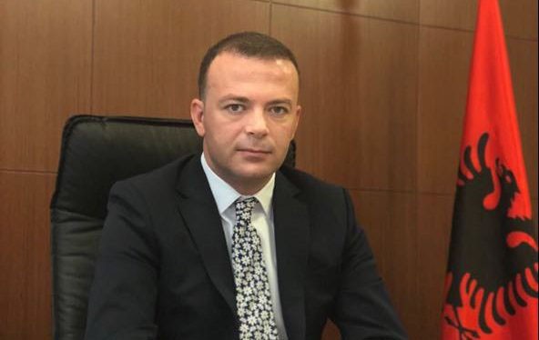Vladrin Pjetri heq dorë nga mandati i kryebashkiakut të Shkodrës