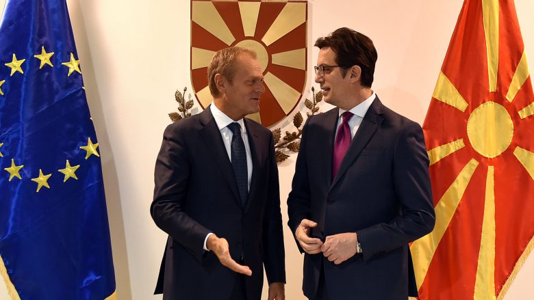 Presidenti i KE Tusk i kërkon BE-së hapjen e negociatave për Maqedoninë
