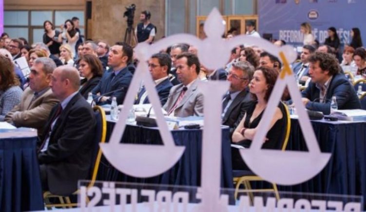 vetingg Ambasada e SHBA-ve siguron qytetarët për respektimin e ligjit nga organet e vetingut