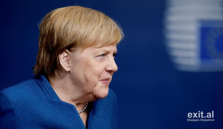 Merkel në karantinë për koronavirus