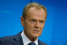 Presidenti i KE Tusk dënon shembjen e teatrit dhe dhunën ndaj protestuesve