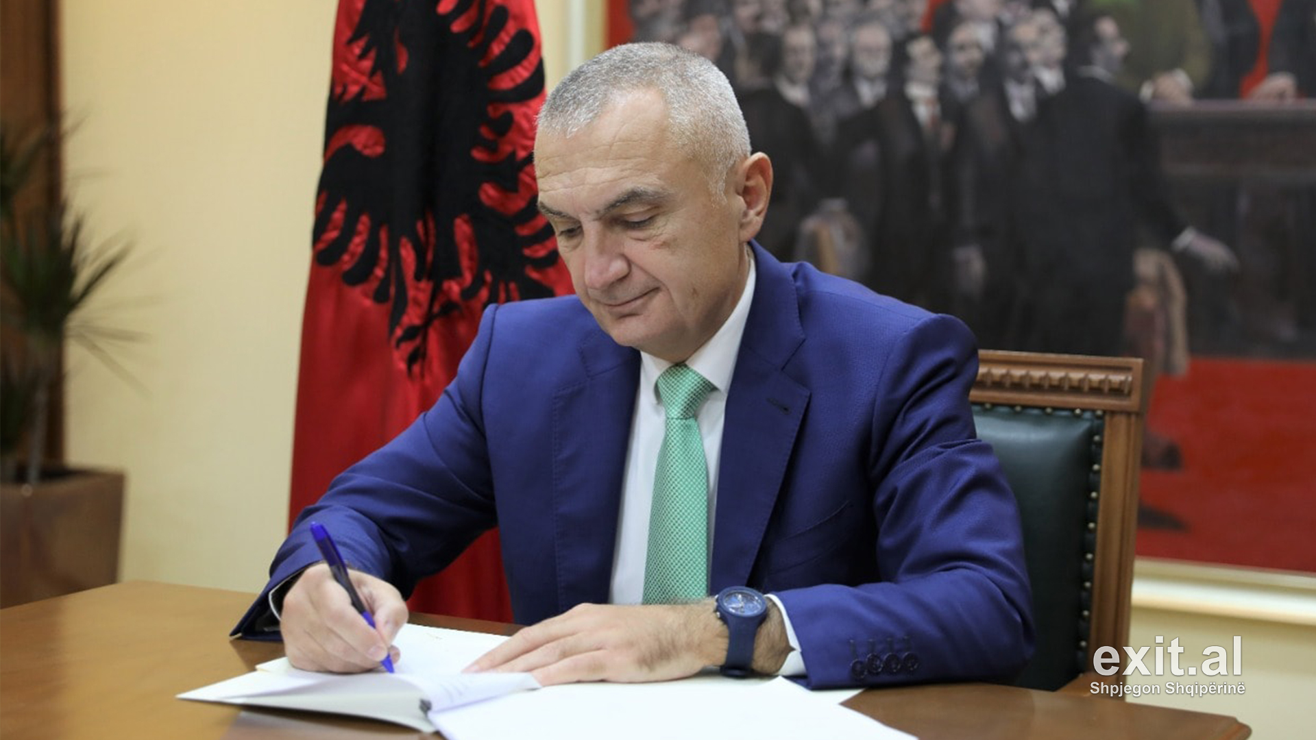 Presidenti Meta publikon listën e kandidatëve për vendin vakant të Besnik Muçit