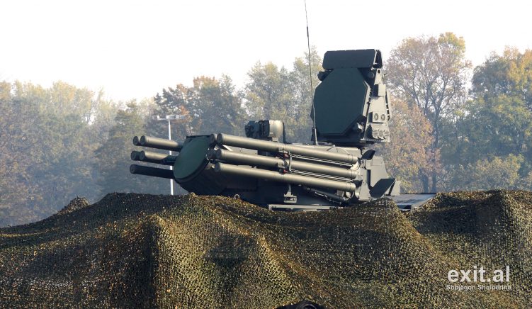 Serbia sistem raketor rus, pavarësisht paralajmërimit nga SHBA