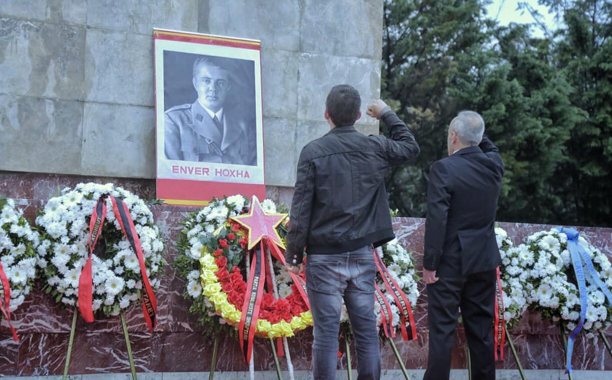 Shqipëria nuk mund të bëjë përpara pa vënë drejtësi për krimet e komunizmit