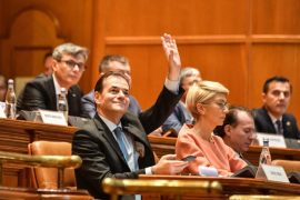 Betohet qeveria e re rumune, pritet kandidatura për eurokomisioner