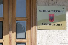 Prokuroria, KQZ t’i heqë mandatin këshilltarit socialist në Bashkinë Kamëz