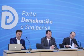 PD shumicës socialiste: Rinisim bisedimet për reformën me çështjen e qeverisë teknike