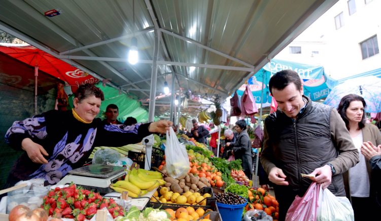 Emisioni BOOM: Veliaj 3 vjet propagandë me tregjet e fruta-perimeve, asnjë rezultat