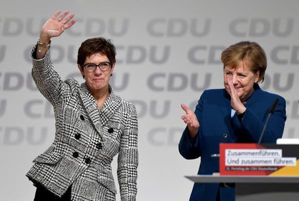 Pasardhësja e Merkelit dorëhiqet nga drejtimi i CDU