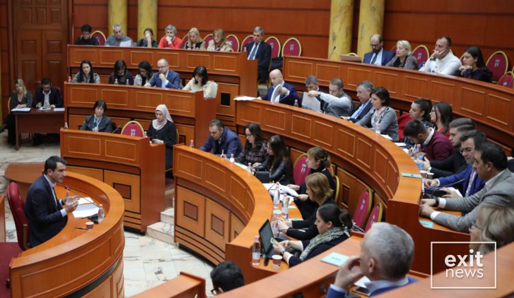 PD kërkon shkarkimin e 6 drejtorëve të Bashkisë Tiranë, u votuan në asamblenë e PS-së