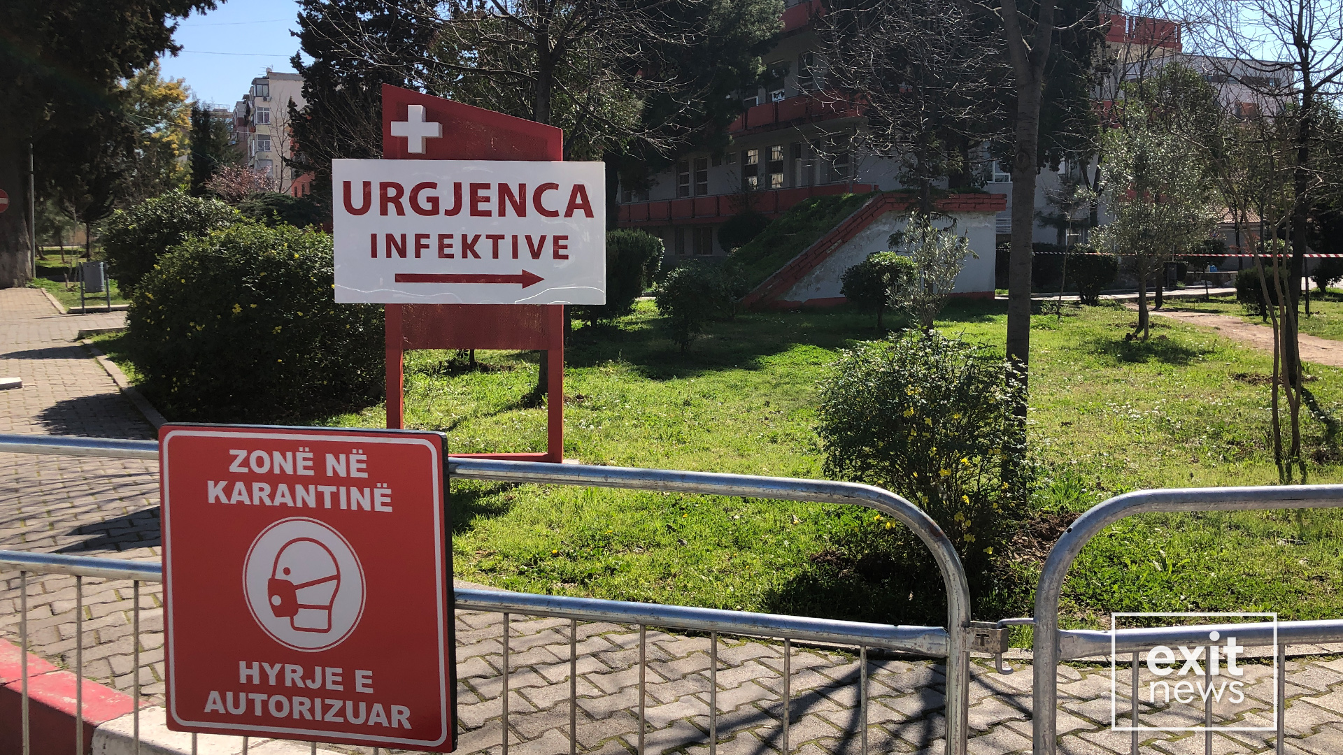 Drejt shërimit një pacient me koronavirus që trajtohej në spital